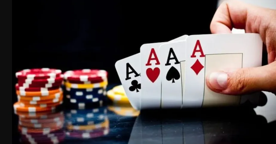 Tổ hợp tứ quý trong tựa game Tiến lên miền Nam HDbet